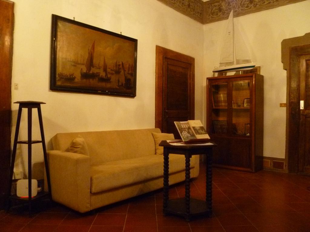 Time Out Hotel Pisa Exterior photo