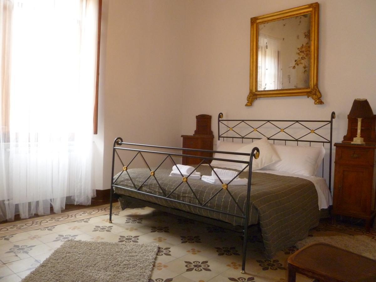 Time Out Hotel Pisa Exterior photo