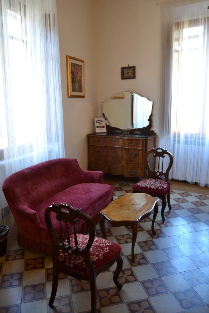 Time Out Hotel Pisa Exterior photo